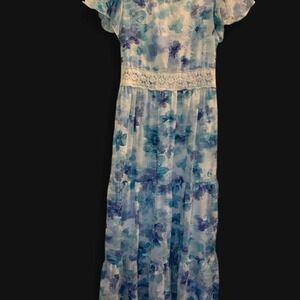 Blue/White Youth girl 16 Floral Maxi Dress